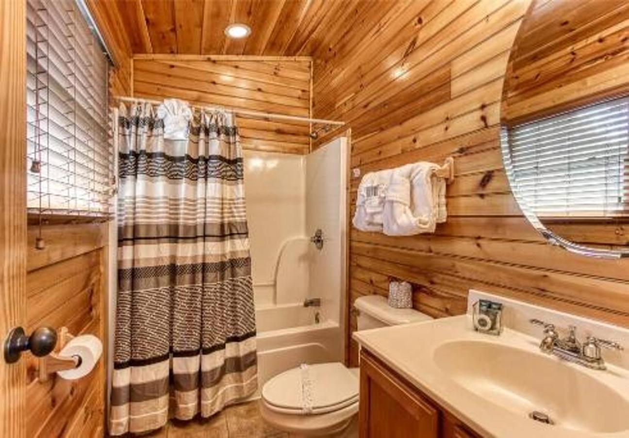 Dreams Come True With This Luxury Cabin! Gatlinburg Exterior photo